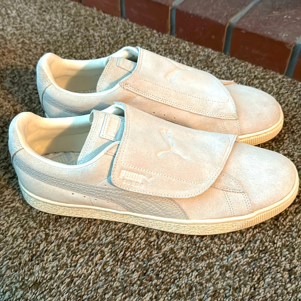 Puma men’s shoes Size 11 New with box Color Whisper White